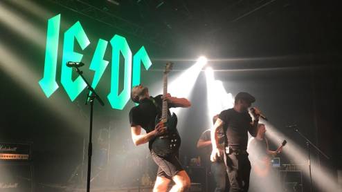 IE/DC - A Tribute to AC/DC
