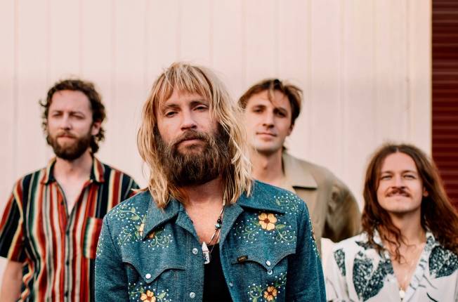 PAUL McDONALD & The Mourning Doves