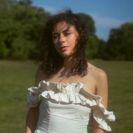 Anaïs & The Hoops