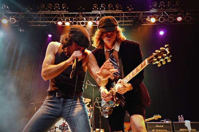 Back In Black - A Tribute to AC/DC