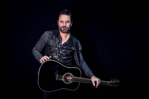 Charles Esten