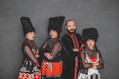 DakhaBrakha