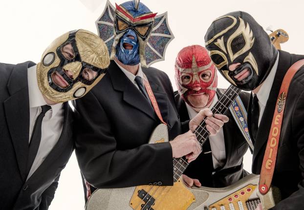 Los Straitjackets