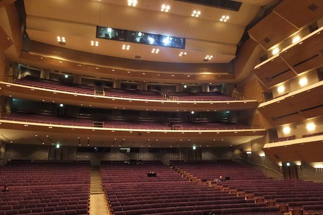 Aubade Hall
